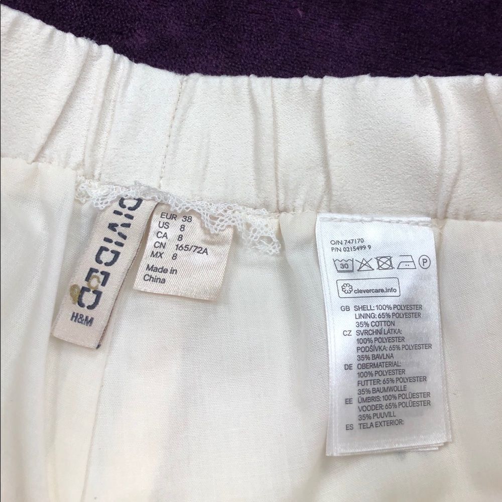 H&M Divided Cream White Laser Cut High Rise Shorts Size 8 - Picture 5 of 5